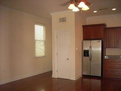 2626 Chippewa St, New Orleans, LA 70130 - photo 3