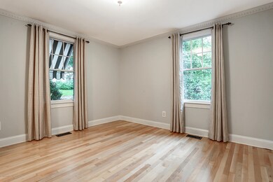 9 Oakwood Ln, Rumson, NJ 07760 - photo 6