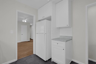 422 Westphal Ave, Columbus, OH 43213 - photo 4