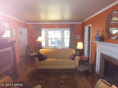 823 Empress Ct, Alexandria, VA 22308 - photo 7