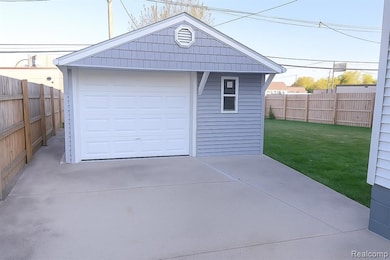 12495 Longtin St, Southgate, MI 48195 - photo 6