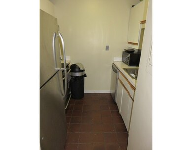 12 Greenough Ln unit 201, Boston, MA 02113 - photo 5