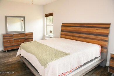 8EE699A1-7F9C-40C7-ACC9-1CF272778E93