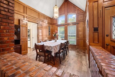 812 Shady Ln, Bedford, TX 76021 - photo 7