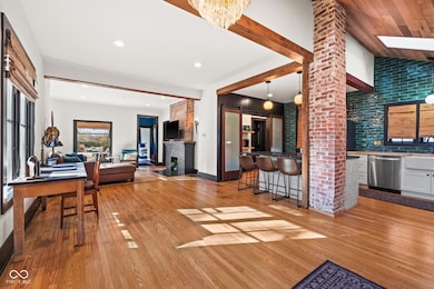 321 N Rangeline Rd, Carmel, IN 46032 - photo 5