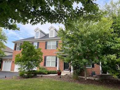 12922 Grande Poplar Cir, Plainfield, IL 60585 - photo 2