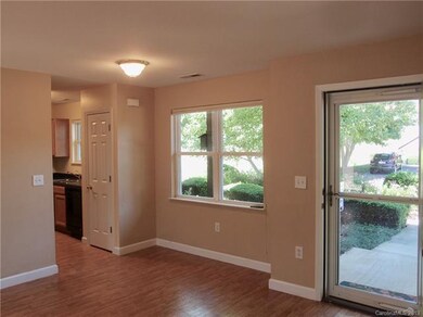 Immaculate and ready for you to move in!