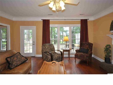 Family Room overlooking back deck