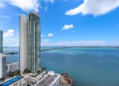 Icon Bay unit 2903, Miami, FL 33137 - photo 3
