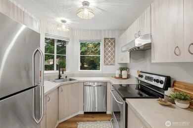 5300 Harbour Pointe Blvd unit 310A, Mukilteo, WA 98275 - photo 6