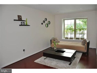 721 Dell Ct, Southampton, PA 18966 - photo 5