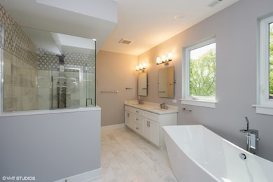 714 S Hillside Ave, Elmhurst, IL 60126 - photo 7