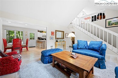 137 Staghorn Hollow Rd, Beech Mountain, NC 28604 - photo 4