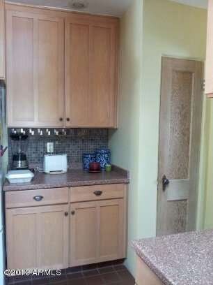 Kitchen 2 011