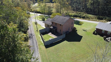2850 Abbott Creek Rd, Prestonsburg, KY 41653 - photo 2