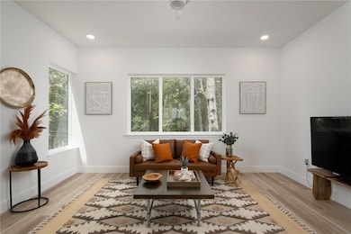 2611 SW Williston Rd unit 3, Gainesville, FL 32608 - photo 4