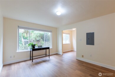 4733 40th Ave NE unit 4733, Seattle, WA 98105 - photo 7