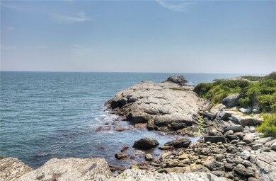 575 Tuckerman Ave unit 2, Middletown, RI 02842 - photo 6