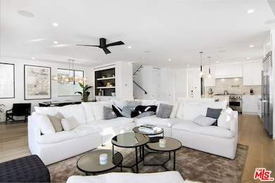 1703 Plaza Del Sur unit 2, Newport Beach, CA 92661 - photo 5