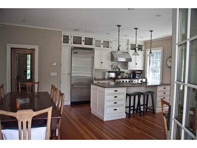 65 Keene St, Providence, RI 02906 - photo 4