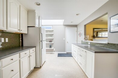 21523 90th Ave W, Edmonds, WA 98026 - photo 7