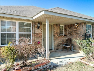 6141 Cielo Terrace, Oklahoma City, OK 73149 - photo 3