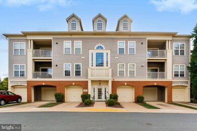 11301 Westbrook Mill Ln unit 201, Fairfax, VA 22030 - photo 2