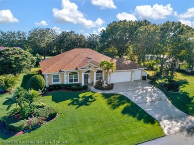 8 Meadowlake Cir S, Lake Placid, FL 33852 - photo 2