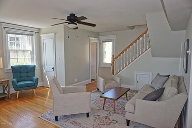 2027 Midland Ave unit E, Louisville, KY 40204 - photo 3