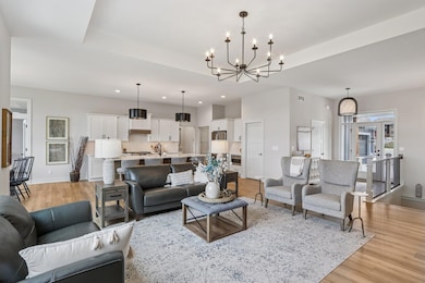 7-web-or-mls-W198N4955 Hickory St-S2410-