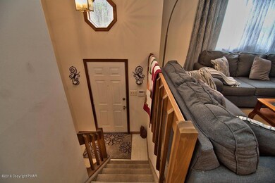 558 Catskill Dr, Effort, PA 18330 - photo 6