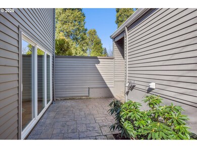 14 Greenridge Ct, Lake Oswego, OR 97035 - photo 2