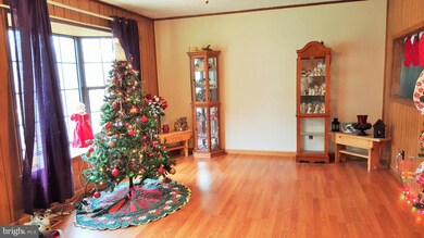 840 Three Mile Bank Ln, Edinburg, VA 22824 - photo 2