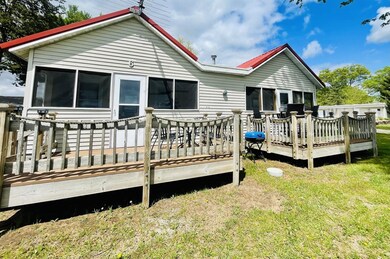 W983 W North Shore Dr unit 7, Montello, WI 53949 - photo 2