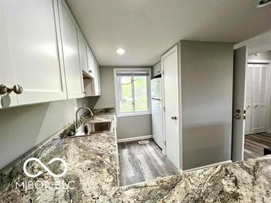 9011 S Pointe Ridge Ln, Bloomington, IN 47401 - photo 4