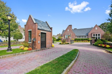 77 Havemeyer Ln unit 420, Stamford, CT 06902 - photo 2