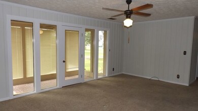 300 S Newcombe Ave, Donalsonville, GA 39845 - photo 4