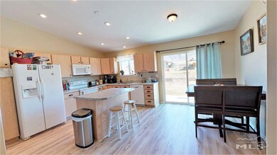 9745 Zaring Ave, Winnemucca, NV 89445 - photo 5