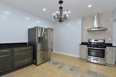 20 Greenock St unit 2, Dorchester Center, MA 02124 - photo 3