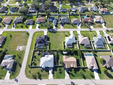 925 SW 6th Ct, Cape Coral, FL 33991 - photo 6