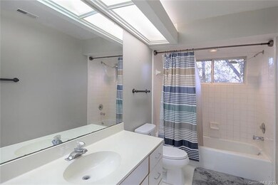 12735 Cliffcreek Dr, Huntersville, NC 28078 - photo 5