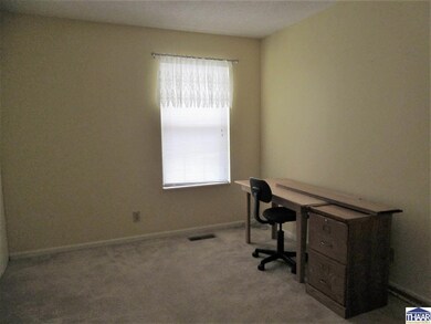 635 Frontier Ct unit 104 Frontier Court, Terre Haute, IN 47803 - photo 6