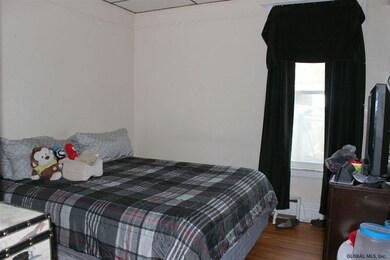 1032 Eastern Ave, Schenectady, NY 12308 - photo 4