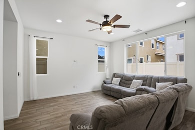 26906 Trestles Dr, Canyon Country, CA 91351 - photo 6