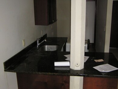 Emerson Mills unit 303, Pembroke, NH 03275 - photo 2