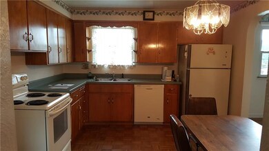 Kitchen with appliances