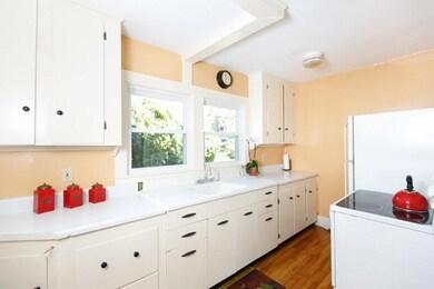 18 Lawn Ave, South Portland, ME 04106 - photo 7