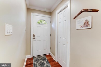 11867 Abercorn Ct, Reston, VA 20191 - photo 3
