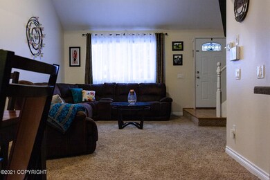 Living Room_5