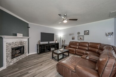 8826 Catawissa Dr, Houston, TX 77095 - photo 6